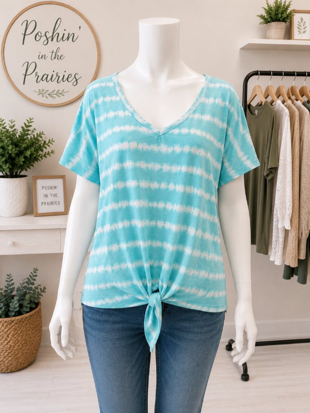4 for $25 💙 mySTYLE Aqua Tie-Dye Front Tie Top | 3X 💙